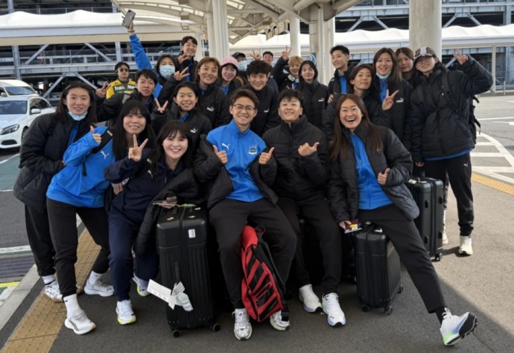武漢女足前往日本參加女足亞冠！王霜曬照：日本，我們來(lái)了