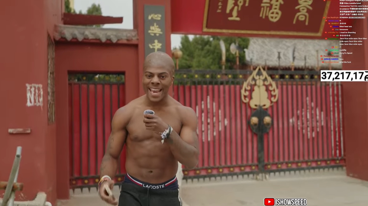 光頭造型！Speed中國行來到鄭州少林寺，上香拜佛學(xué)功夫
