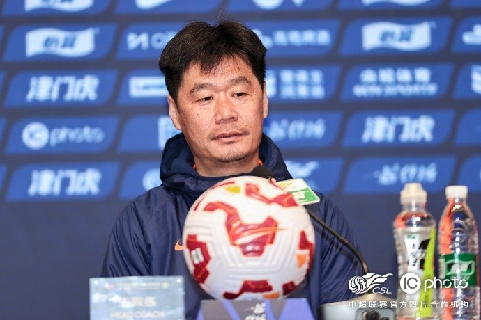 李霄鵬：希望明天比賽能打出一些新的東西，取得一個(gè)好的結(jié)果