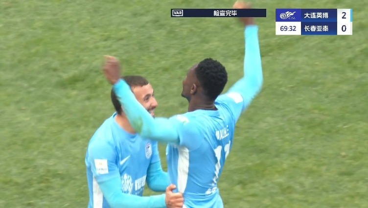 馬萊萊大連處子球！呂焯毅助攻馬萊萊破門，大連英博2-0亞泰
