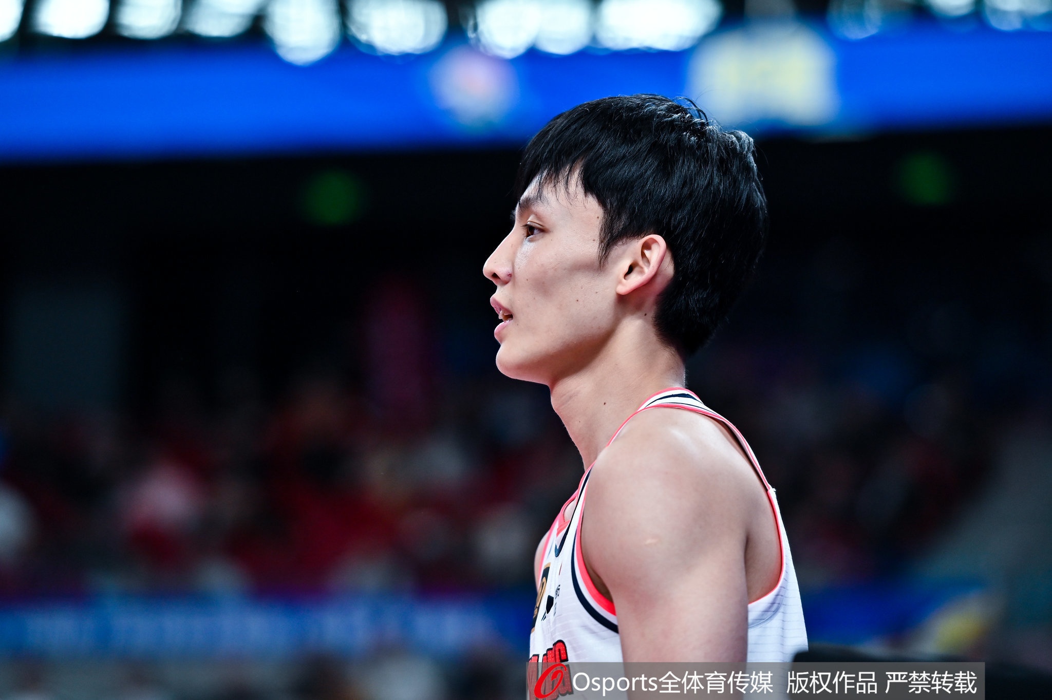 中鋒本色！徐杰3個前板并列全隊最多 9中3拿到13分7板4助2斷0失誤